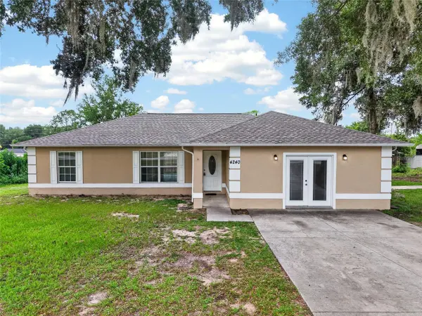 4240 SE 134TH PL, Belleview, FL 34420