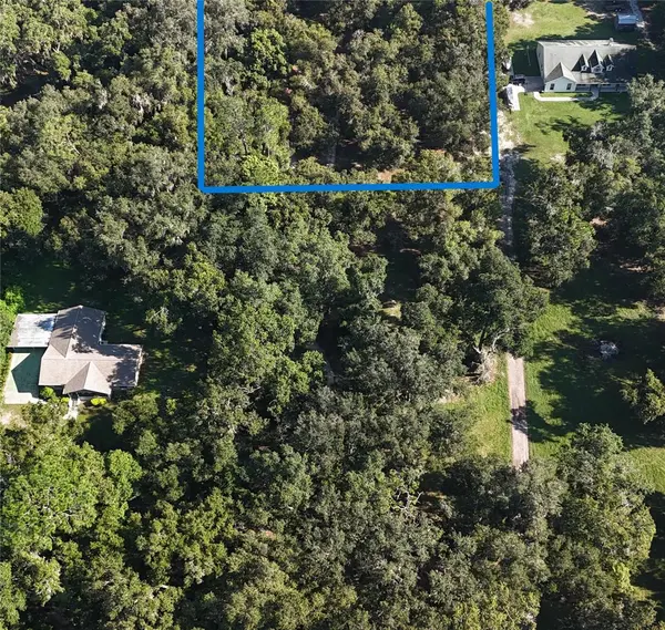 3015 OWLS NEST LN, Plant City, FL 33565