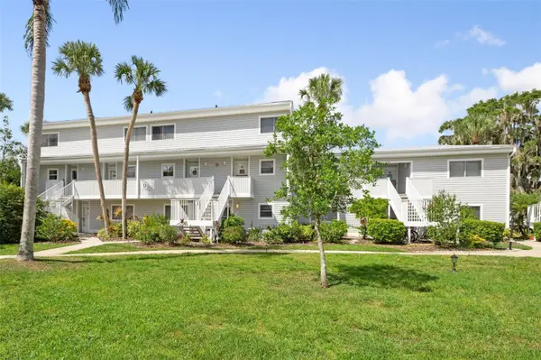 125 RIVER BEND PL #D, Welaka, FL 32193