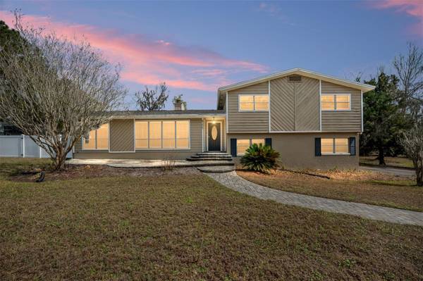 8205 SW 44TH TER, Gainesville, FL 32608