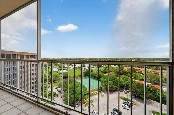 10777 W SAMPLE RD #1212, Coral Springs, FL 33065