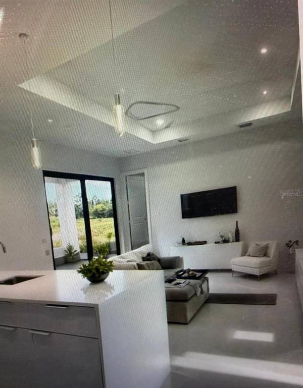 704 MINDORA AVE, Lehigh Acres, FL 33972
