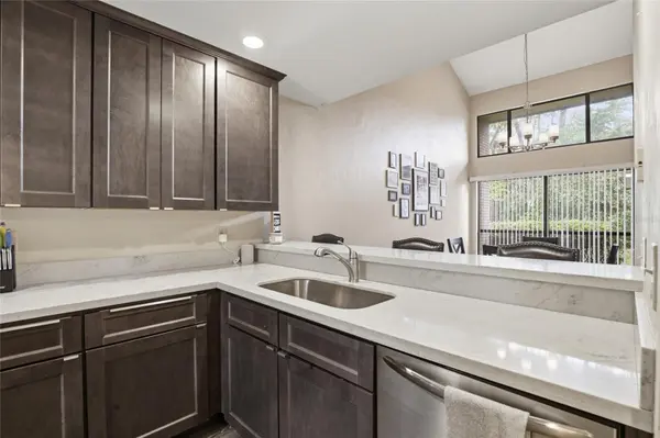3939 NW 29TH LN, Gainesville, FL 32606