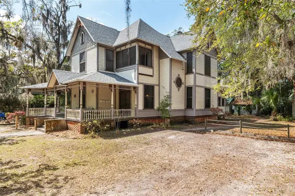 306 NE 3RD ST, Gainesville, FL 32601