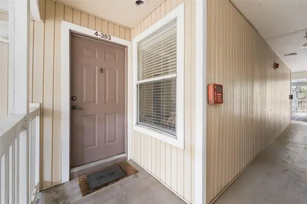 4000 SW 23RD ST #4-303, Gainesville, FL 32608