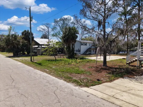 000 SE SE 241 ST, Old Town, FL 32680