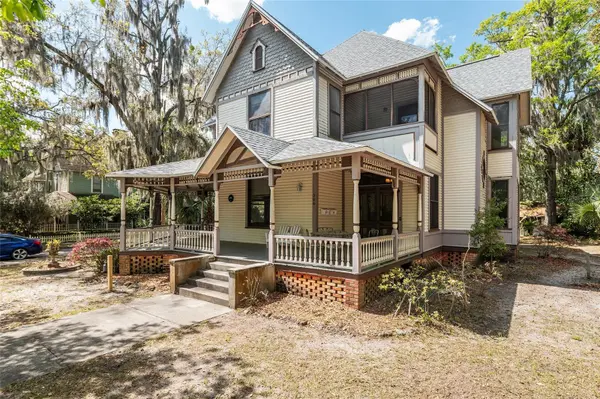306 NE 3RD ST, Gainesville, FL 32601