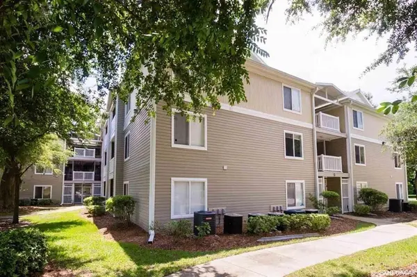 4000 SW 23RD ST #1-106, Gainesville, FL 32608