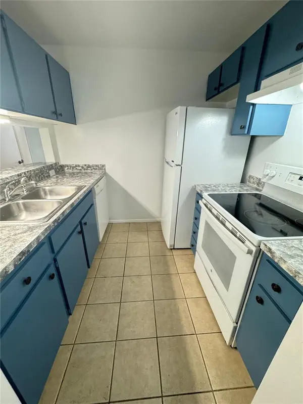 4000 SW 23RD ST #1-106, Gainesville, FL 32608
