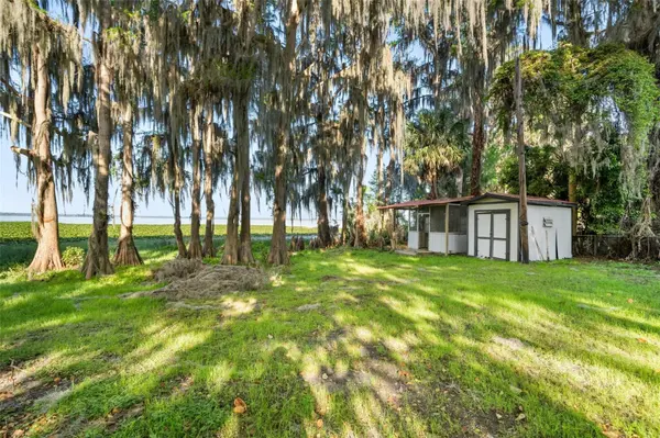 15026 SE US HIGHWAY 301, Hawthorne, FL 32640