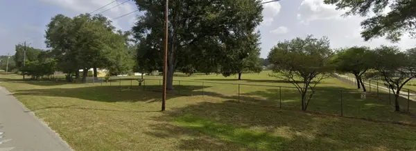 817 SW 143RD ST, Newberry, FL 32669