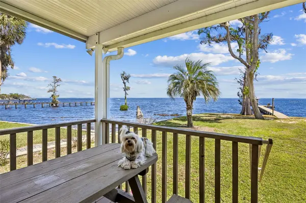 108 SANDRA LN, Crescent City, FL 32112