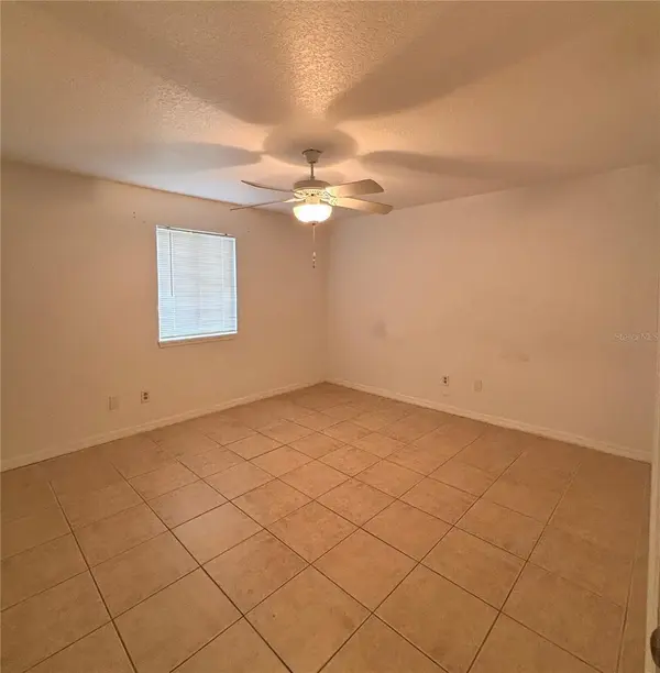 6519 W NEWBERRY RD #604, Gainesville, FL 32605