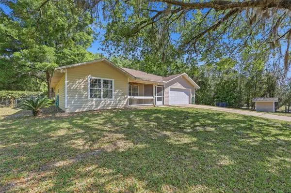 347 ASHLEY ST, Hawthorne, FL 32640