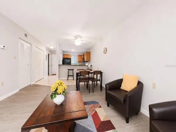 81 SE 16TH AVE #D101, Gainesville, FL 32601