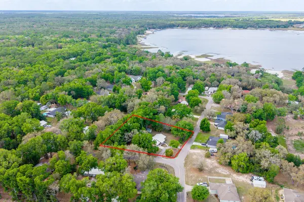 102 SWANS NEST CIR, Melrose, FL 32666