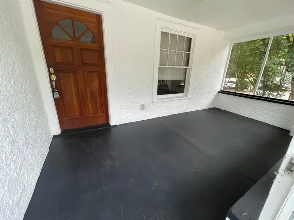 2635 W UNIVERSITY AVE, Gainesville, FL 32607