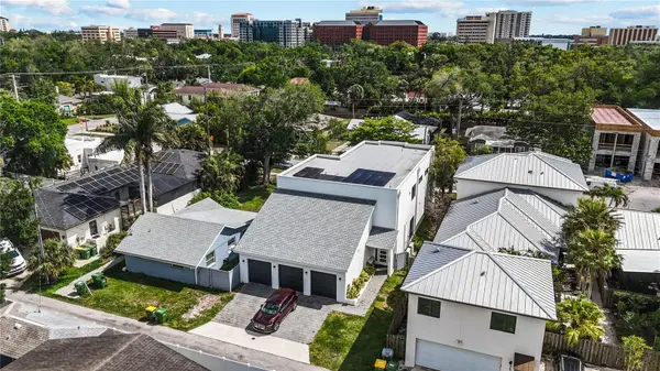 1755 7TH ST, Sarasota, FL 34236