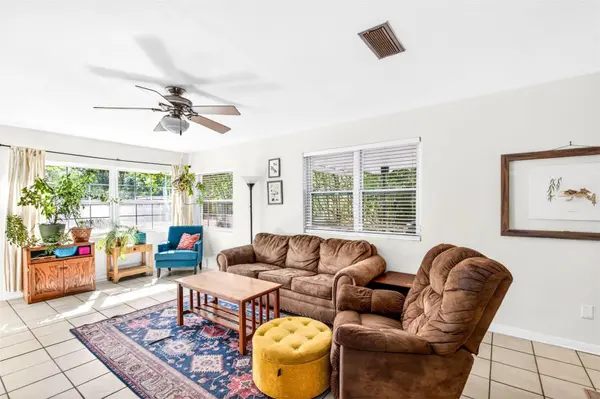 1006 NE 12TH AVE, Gainesville, FL 32601