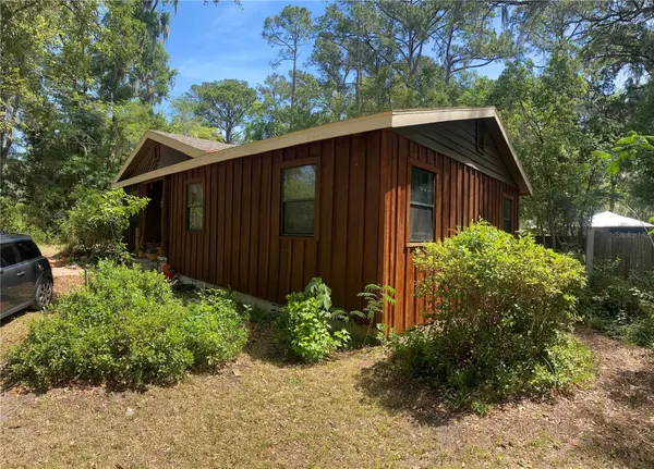 1231 NE 9TH ST W, Gainesville, FL 32601
