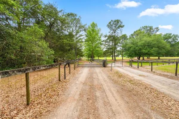 8822 NW 170TH ST, Alachua, FL 32615