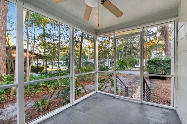914 NE 6TH AVE, Gainesville, FL 32601