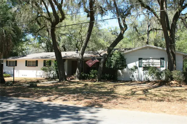 106 SW 38TH ST, Gainesville, FL 32607