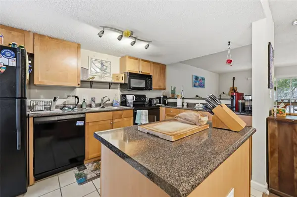 1810 NW 23RD BLVD #Bldg 5, 211, Gainesville, FL 32605
