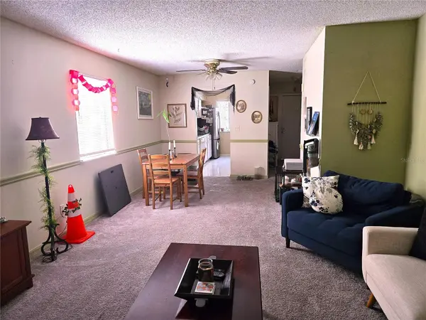 6519 W NEWBERRY RD #204, Gainesville, FL 32605