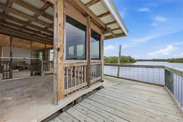 505 3RD ST, Cedar Key, FL 32625