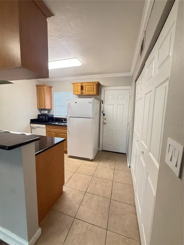 Address not disclosed, Gainesville, FL 32601