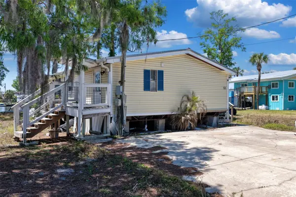 53 SE 241ST ST, Suwannee, FL 32692