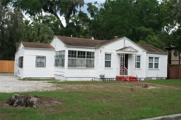 1822 NW 6TH AVE, Gainesville, FL 32603