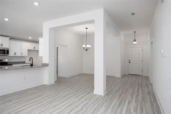 25005 SW 250TH PL, Newberry, FL 32669