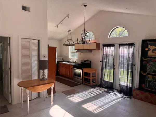 103 GROVE ST, Melrose, FL 32666