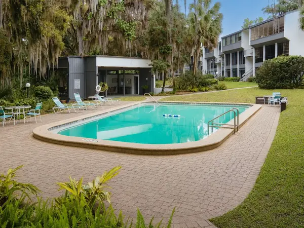 2818 SW 14TH DR #107, Gainesville, FL 32608