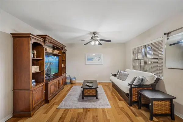 6100 GULFPORT BLVD S #402, Gulfport, FL 33707