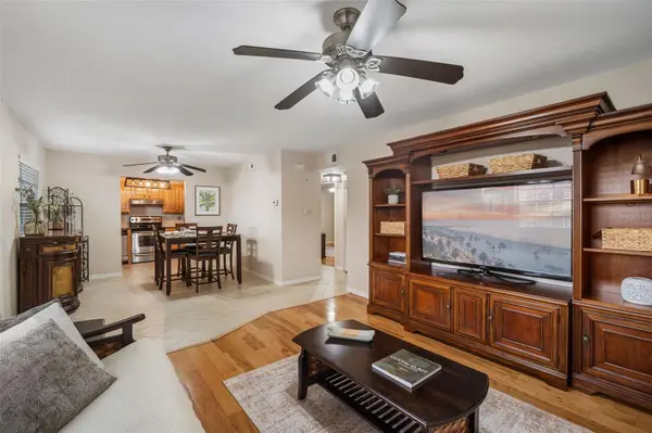 6100 GULFPORT BLVD S #402, Gulfport, FL 33707