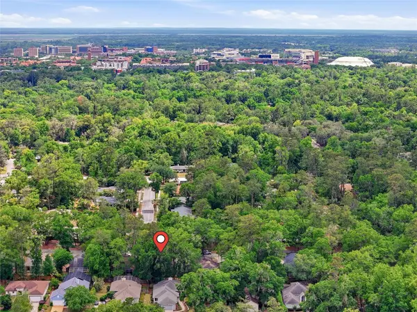 1736 NW 16TH PL, Gainesville, FL 32605