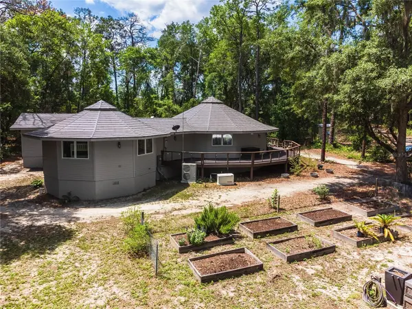 13797 NE 199TH ST, Waldo, FL 32694