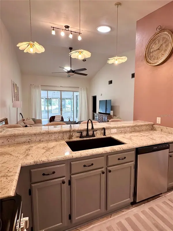 824 NW 124TH DR, Newberry, FL 32669