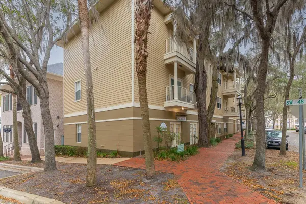4850 SW 91ST TER #301, Gainesville, FL 32608