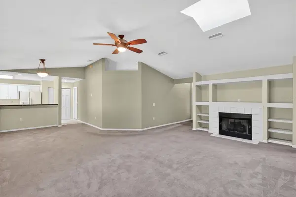 2305 NW 44TH PL, Gainesville, FL 32605