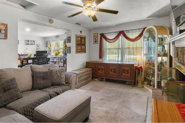 1529 NW 143RD ST, Gainesville, FL 32606