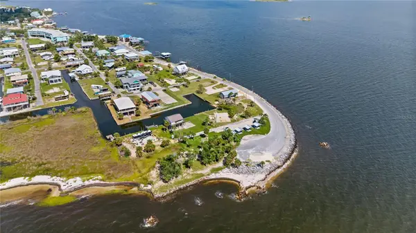 758 MAIN ST, Horseshoe Beach, FL 32648