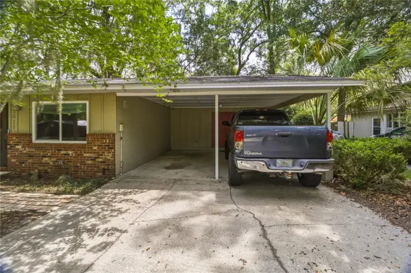 1915 NW 42ND PL, Gainesville, FL 32605