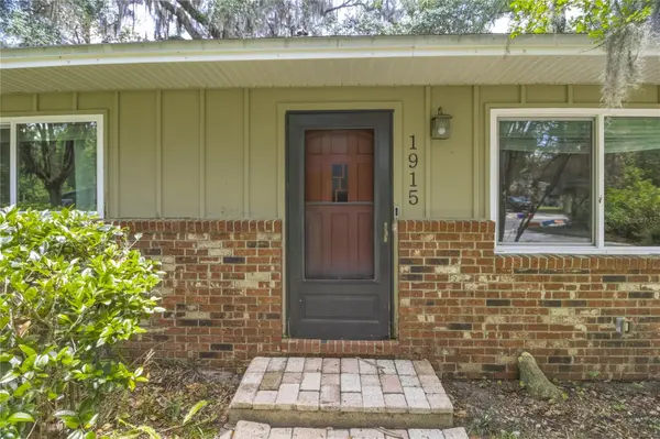 1915 NW 42ND PL, Gainesville, FL 32605