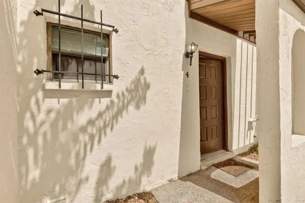 2735 SW 35TH PL #2004, Gainesville, FL 32608