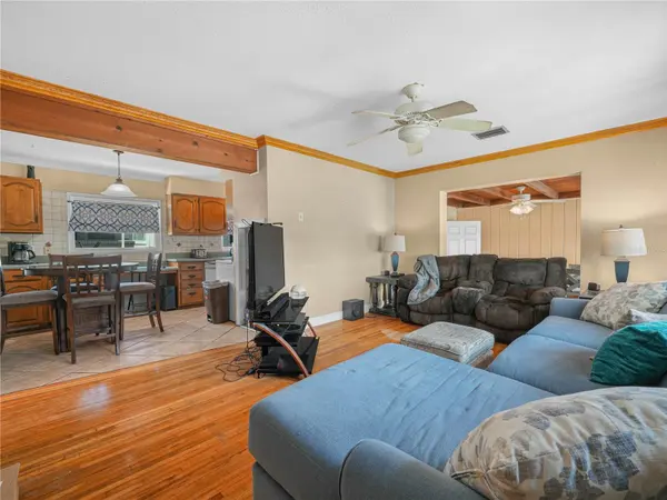 231 RIDGE MANOR DR, Lake Wales, FL 33853