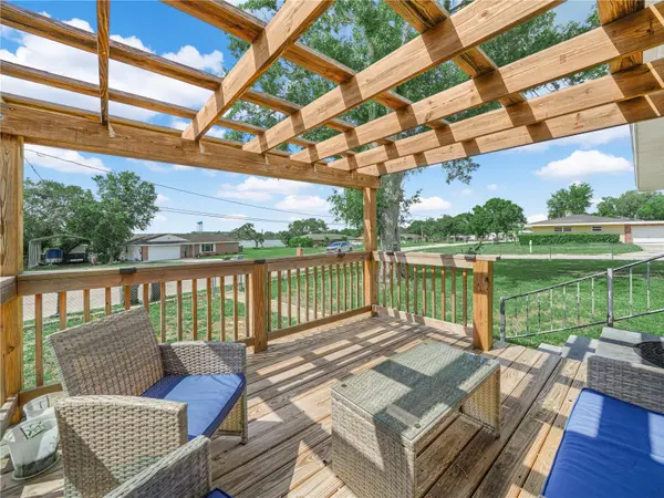 231 RIDGE MANOR DR, Lake Wales, FL 33853